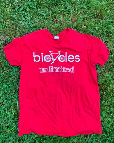 Bicycles Unlimited Greenfield, MA T shirt Large