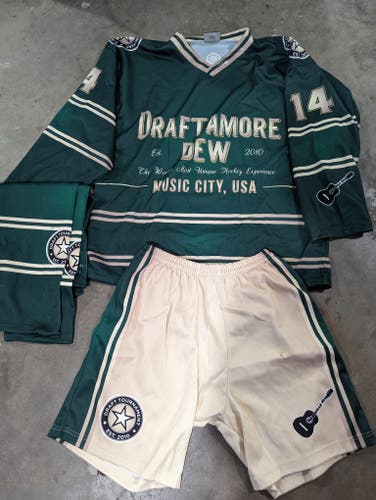 Draft Tournament Company Jersey Tullamore Dew 14 with Pant shell and socks