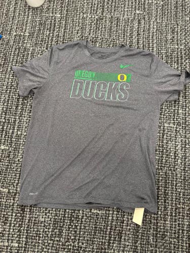 Gray Used XL Men's Nike Oregon Ducks Dri-Fit Shirt