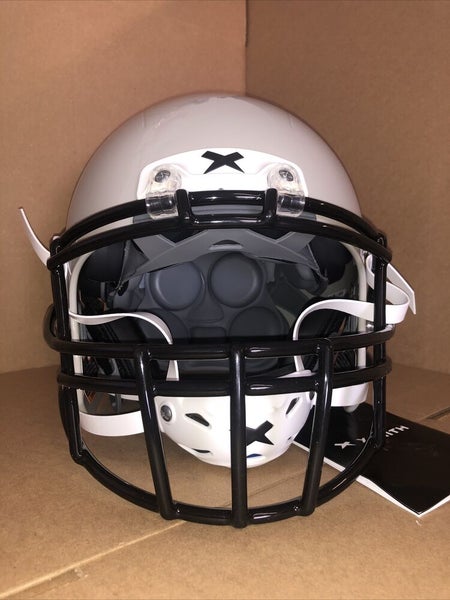 X2E+ Youth  Xenith Football Helmets, Shoulder Pads & Facemasks