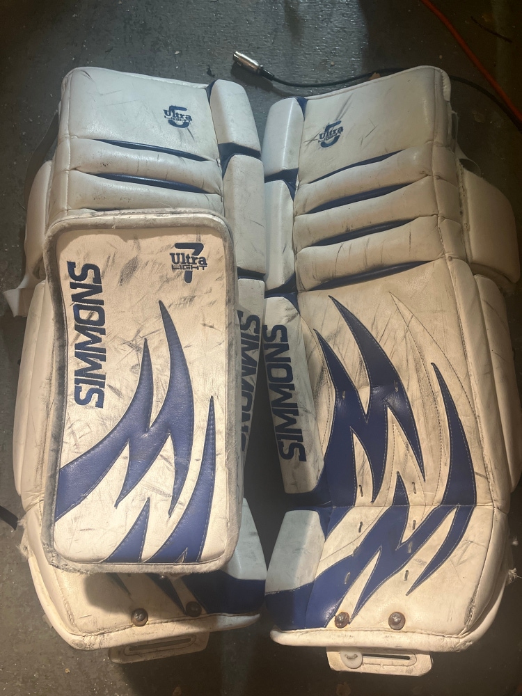 31" Simmons Ultra Light Goalie Leg Pads