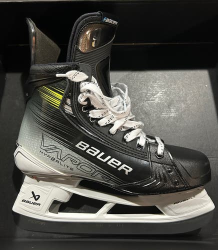New Bauer Size 10 Vapor Hyperlite 2 Hockey Skates