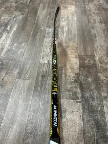 Senior Left Hand P28 Super Tacks AS-V PRO Hockey Stick