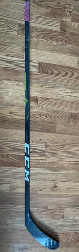 Game Used Authentic Autographed Nathan Mackinnon Stick(Price Negotiable)