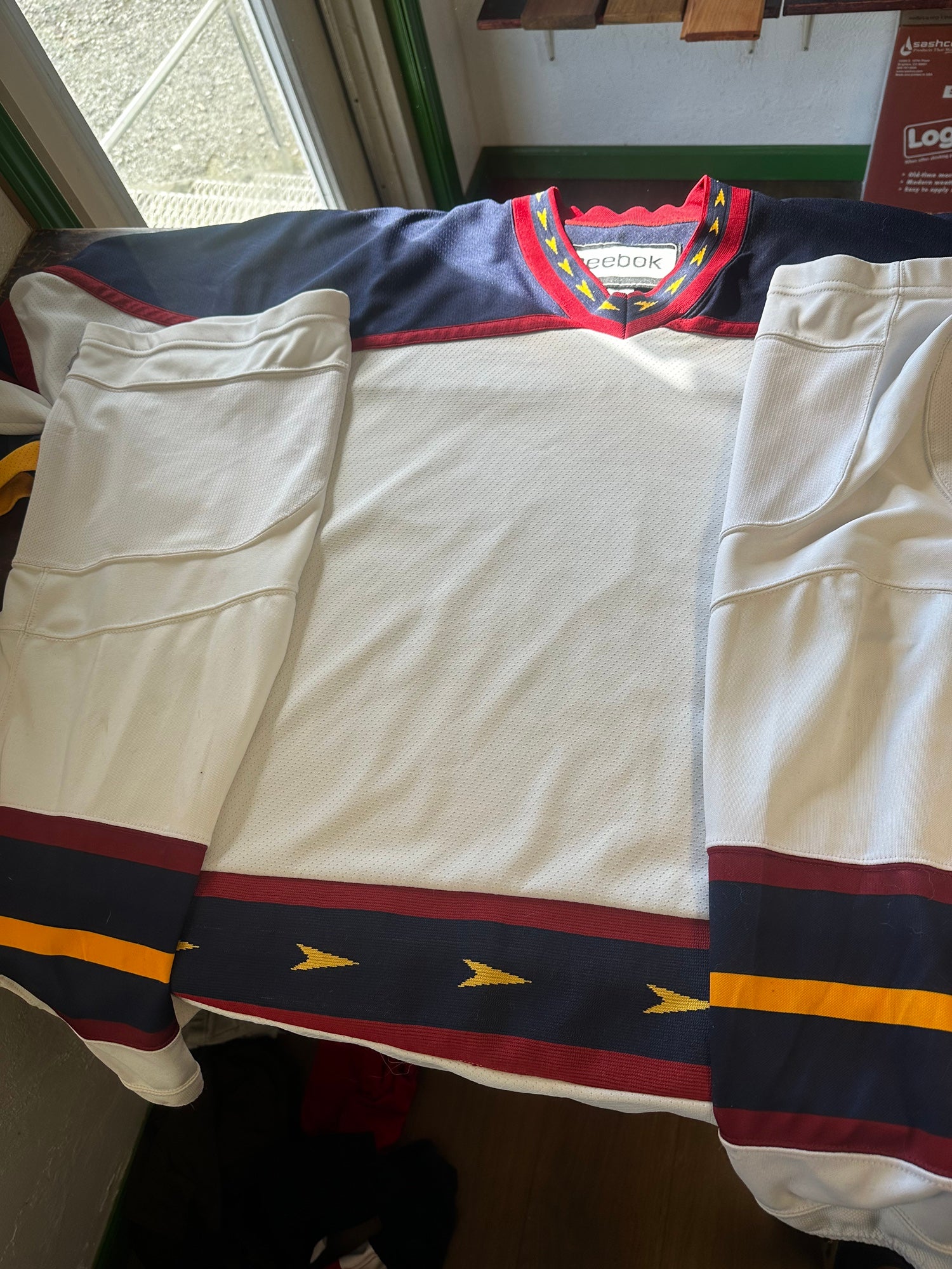 CCM Replica Atlanta Thrashers Road Jersey XL | SidelineSwap