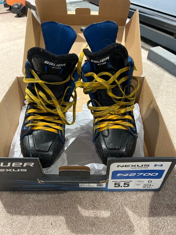 Used Bauer Regular Width Size 5.5 Nexus N2700 Hockey Skates