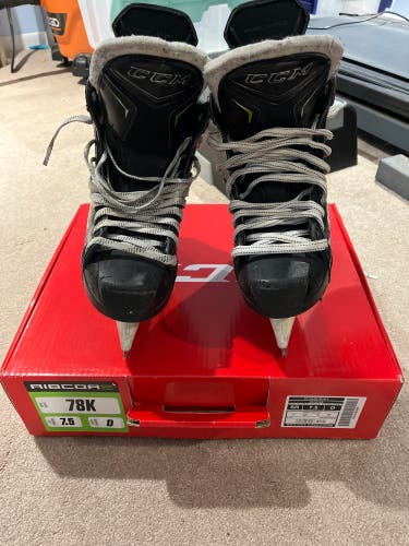 Used CCM Regular Width Size 7.5 RibCor 78K Hockey Skates