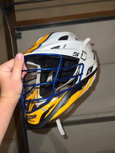 Player's Cascade S Helmet
