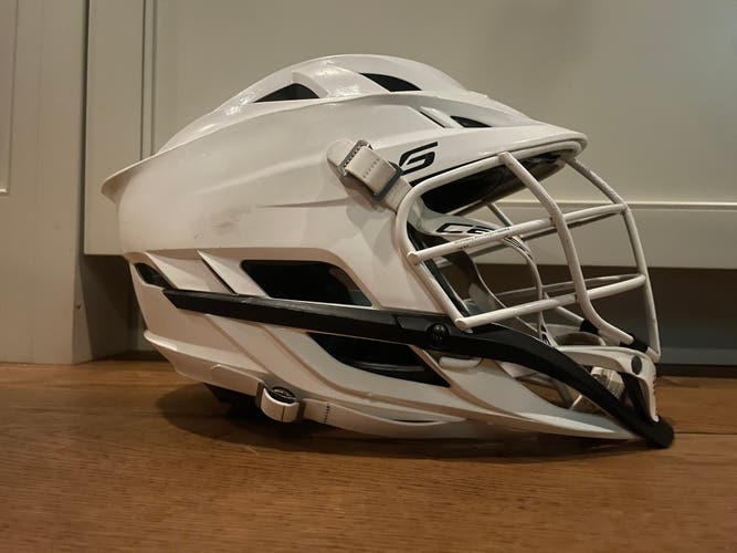 Used Player's Cascade S Helmet