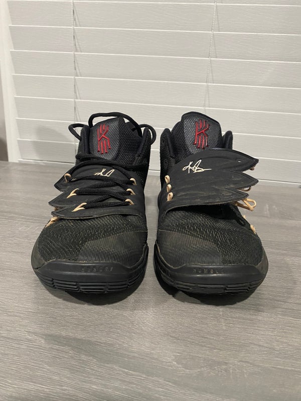 Used Size 5.0 (Women's 6.0) Nike Kyrie 5 Shoes