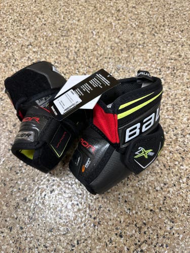 Brand new with tags! Bauer Vapor 2XPro hockey elbow pads - Jr. Small
