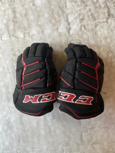 Used CCM 13" JetSpeed FT370 Gloves