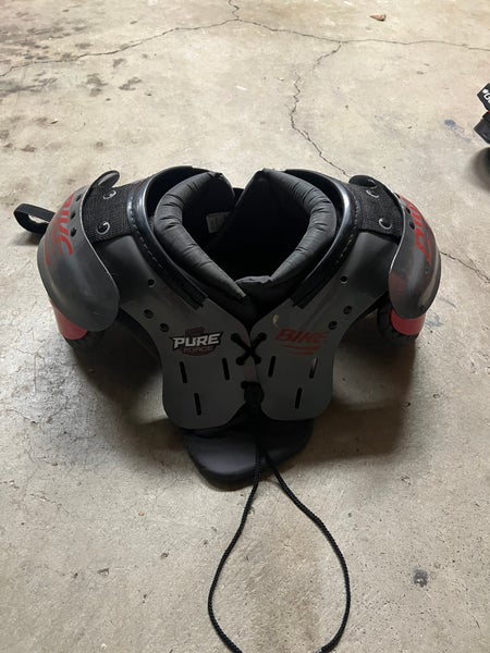 BIKE Youth Medium Shoulder Pads
