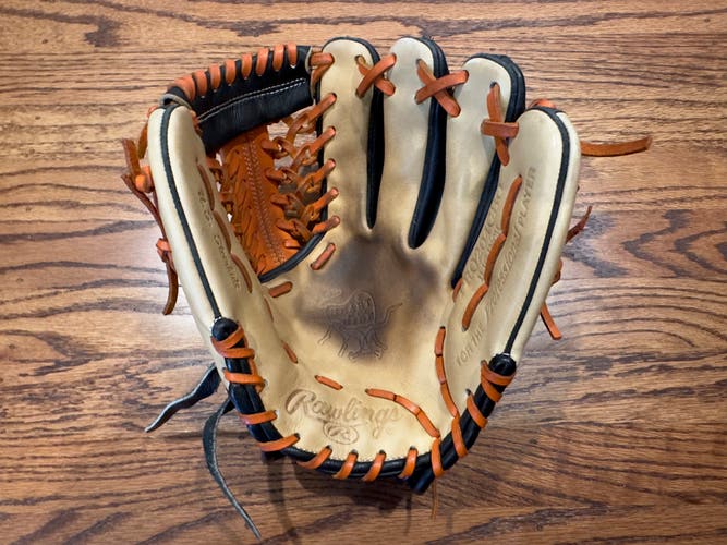 Used Rawlings Right Hand Throw Infield Heart of the Hide Baseball Glove 11.5"