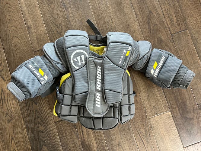 Used Large/Extra Large Warrior  Ritual G2 Goalie Chest Protector