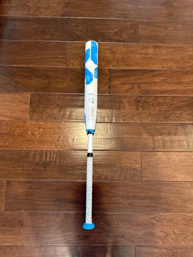 Brand new! Never used! Demarini CF 2023 Fastpitch softball composite bat - 31”, 20oz (-11)
