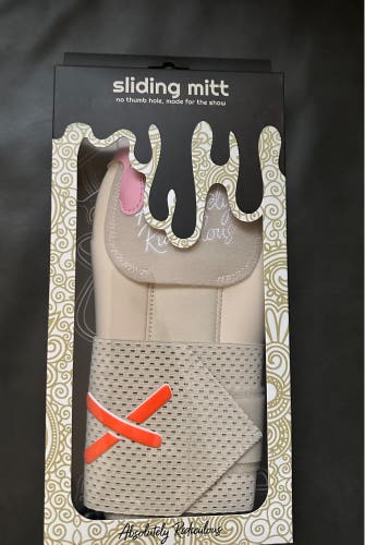 Aria Strawberry Ice cream Sliding Mitt