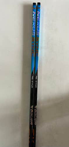 2 X Bauer NEXUS SYNC Hockey Stick | 87 Flex P92 Curve | Senior Right Hand