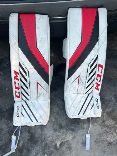 32" CCM Axis 1.9 Goalie Leg Pads 32+1