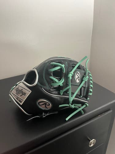New Infield 11.5" Pro Preferred Baseball Glove