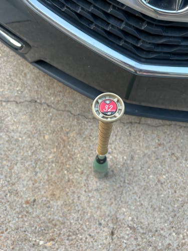 Used 2023 Louisville Slugger (-5) 27 oz 32" Meta Prime Bat