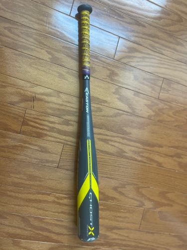 Used  Easton (-11) 16 oz 27" Ghost X Hyperlite Bat