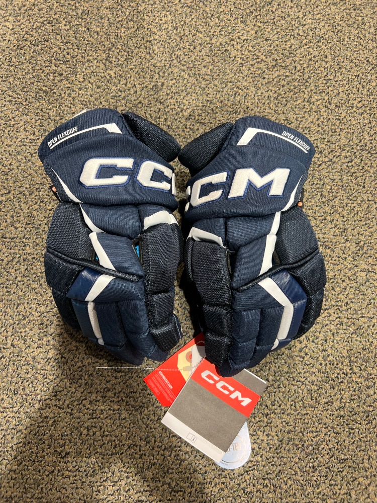 New CCM FT6 Pro Gloves 14"