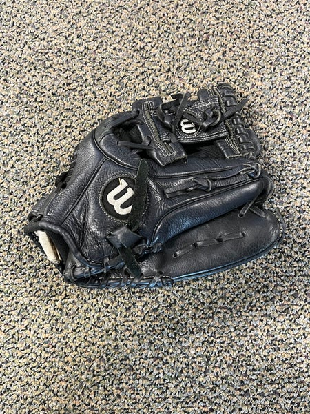 Wilson 11.5 A500 Series Baseball Glove, Right Hand Throw 