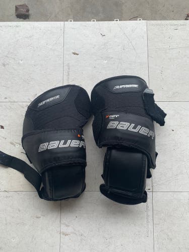 Bauer Supreme Goalie Knee Guards senior
