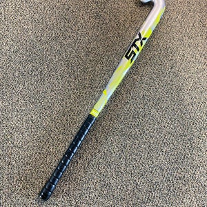 Used STX HPR 50 Field Hockey Stick 33"
