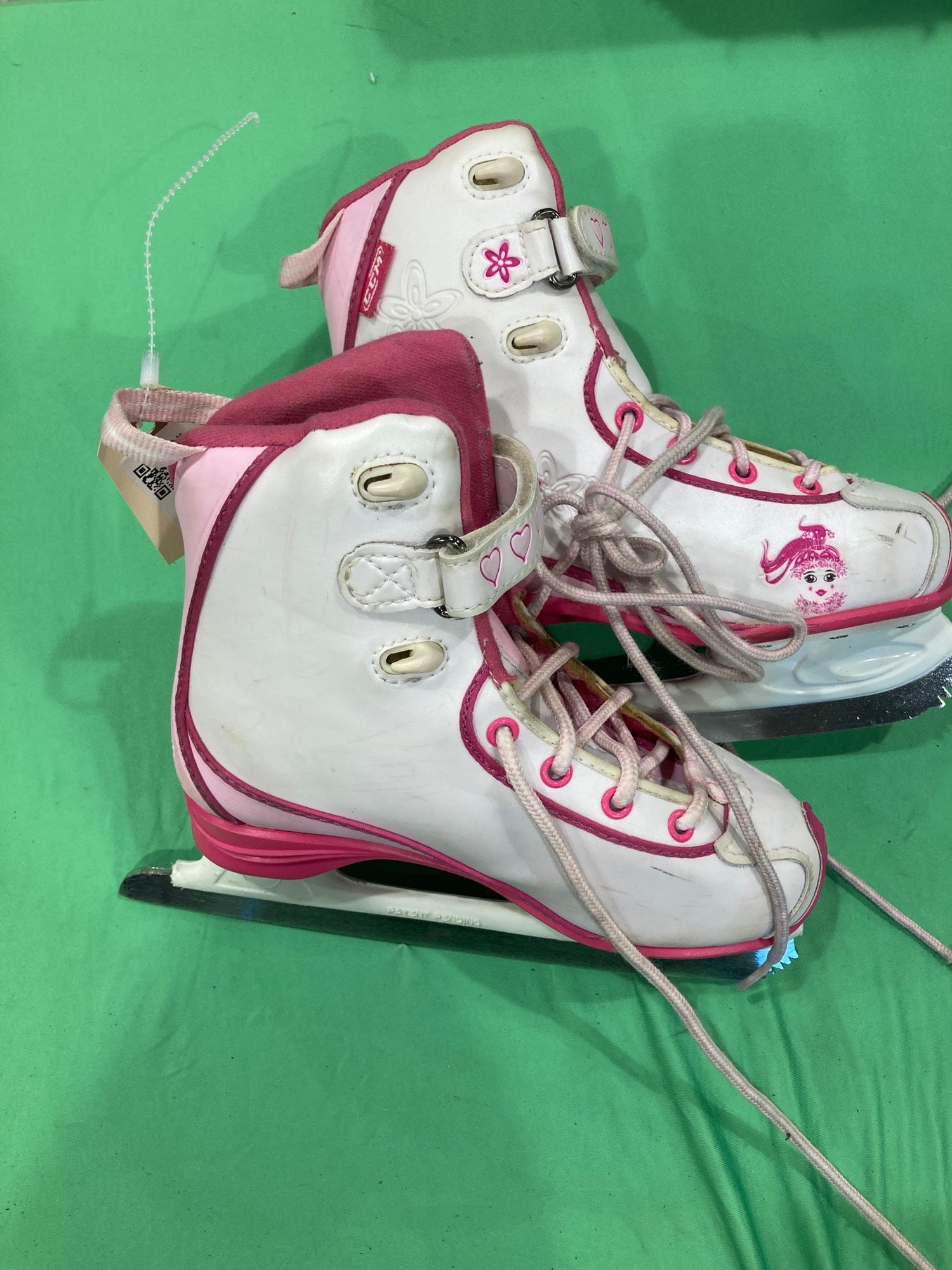 womens size 9 CCM Figure skates — Habitat Roaring Fork