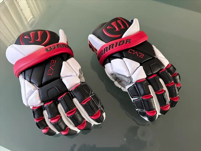 New Warrior Medium EVO QX Lacrosse Gloves