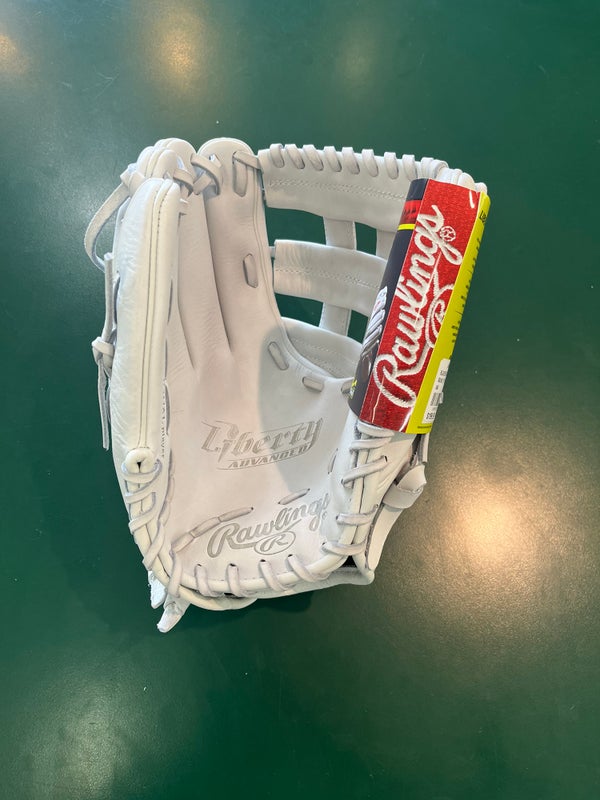 New Rawlings Liberty Advanced Fastpitch Softball Left Hand Throw 12.25” Glove