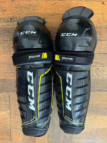 CCM Tacks 9080 Shin Pads 13" - Like New