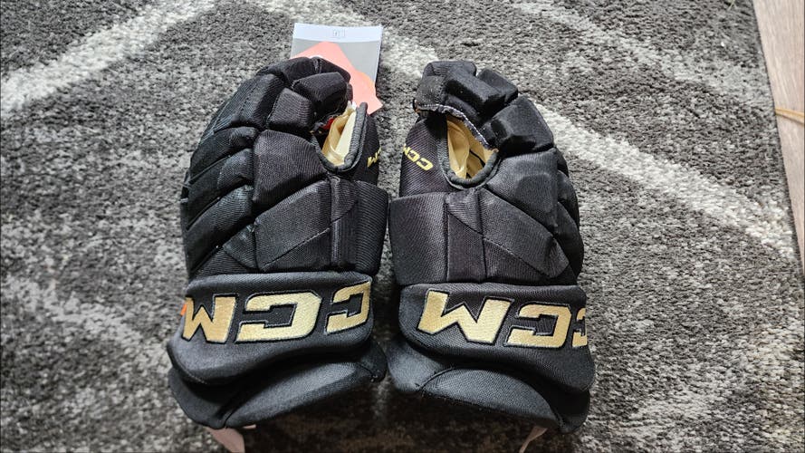 New CCM HGPJSXP Gloves 14" Pro Stock - Pittsburgh Penguins