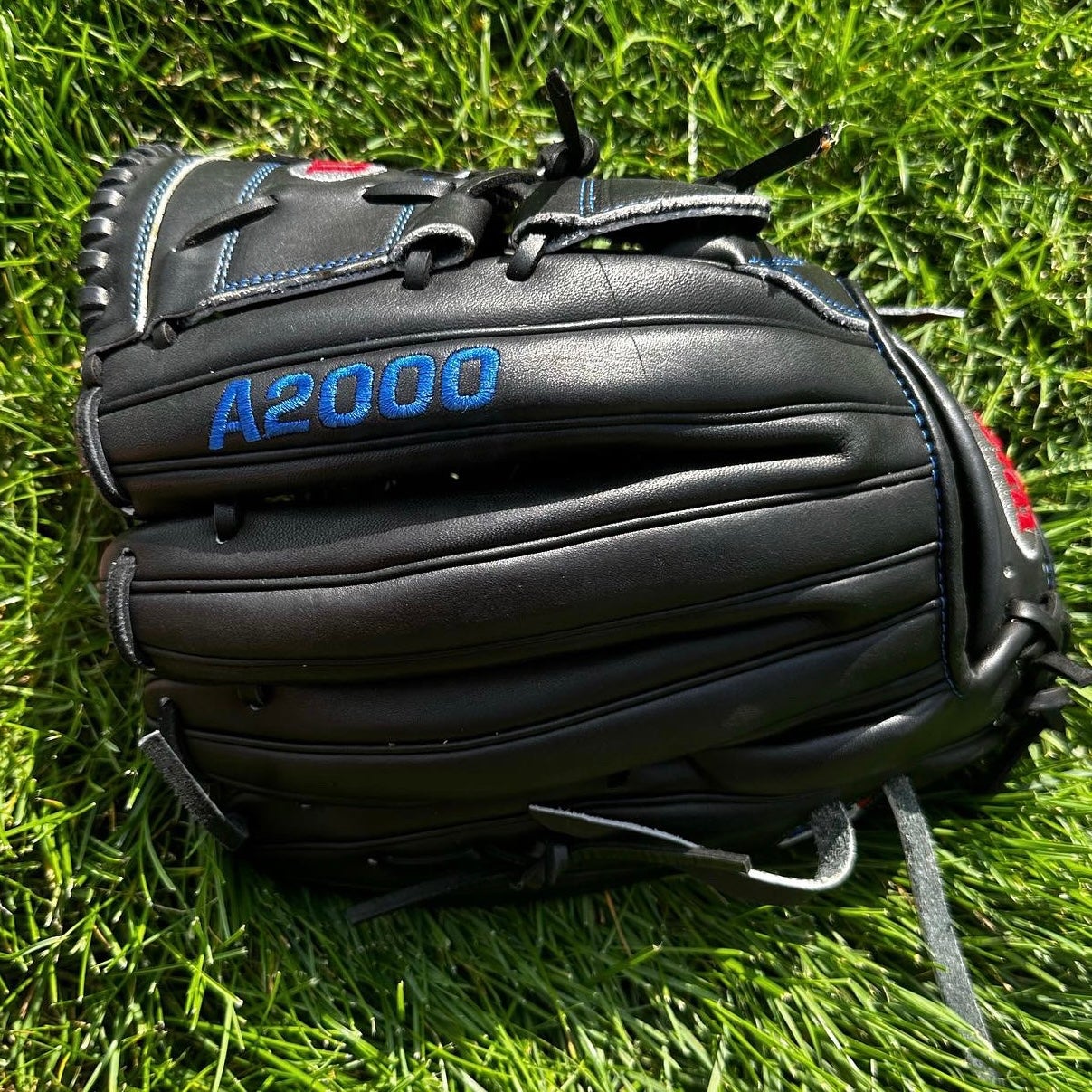 Review: Wilson A2000 12.5 Jon Lester Baseball Glove (WTA20RB19JL34GM) 