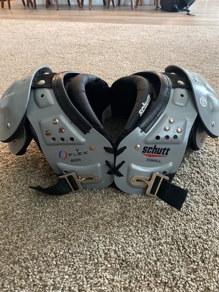 Schutt Y Flex Youth XSmall Shoulder Pads