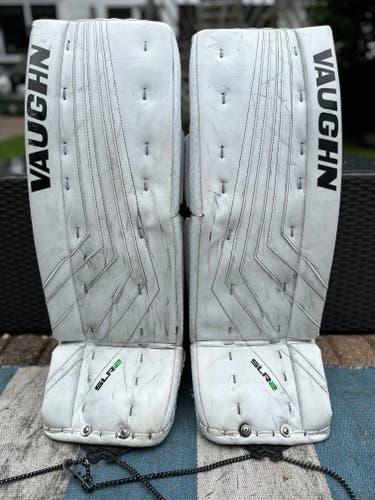 Used 28" Vaughn Ventus SLR2 Goalie Leg Pads