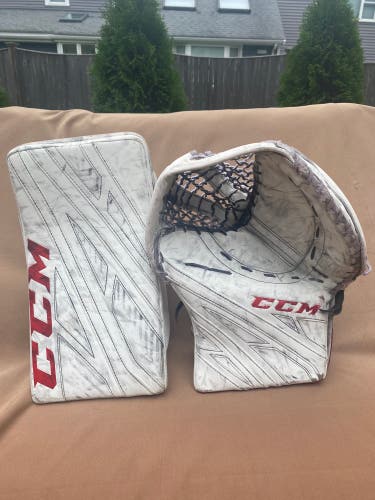 CCM Eflex 4.9 Glove and Blocker