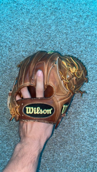 Wilson A2000 B2 12 Baseball Glove: WBW10138912