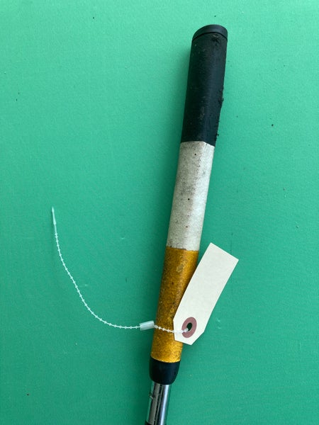 Used Unisex Yes! Amy Right Blade Putter 34