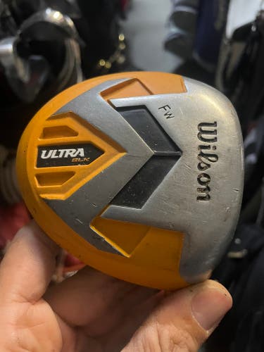 Wilson Ultra BLK Driver 10.5* RH UniFlex Graphite