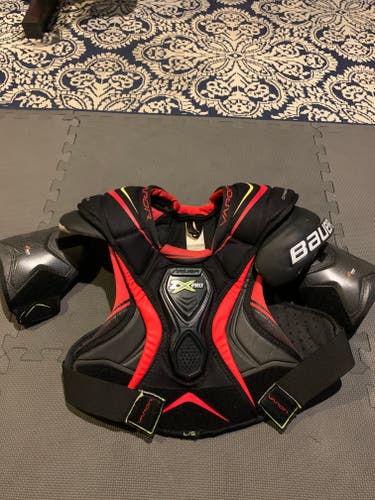 Senior Used Large Bauer Vapor 2x pro Shoulder Pads