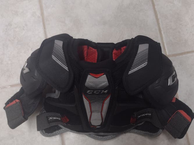 CCM JetSpeed FT390 Shoulder Pads Size Junior Small