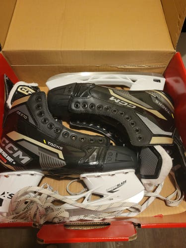 Senior Used CCM Tacks AS-570 Hockey Skates Regular Width Size 10