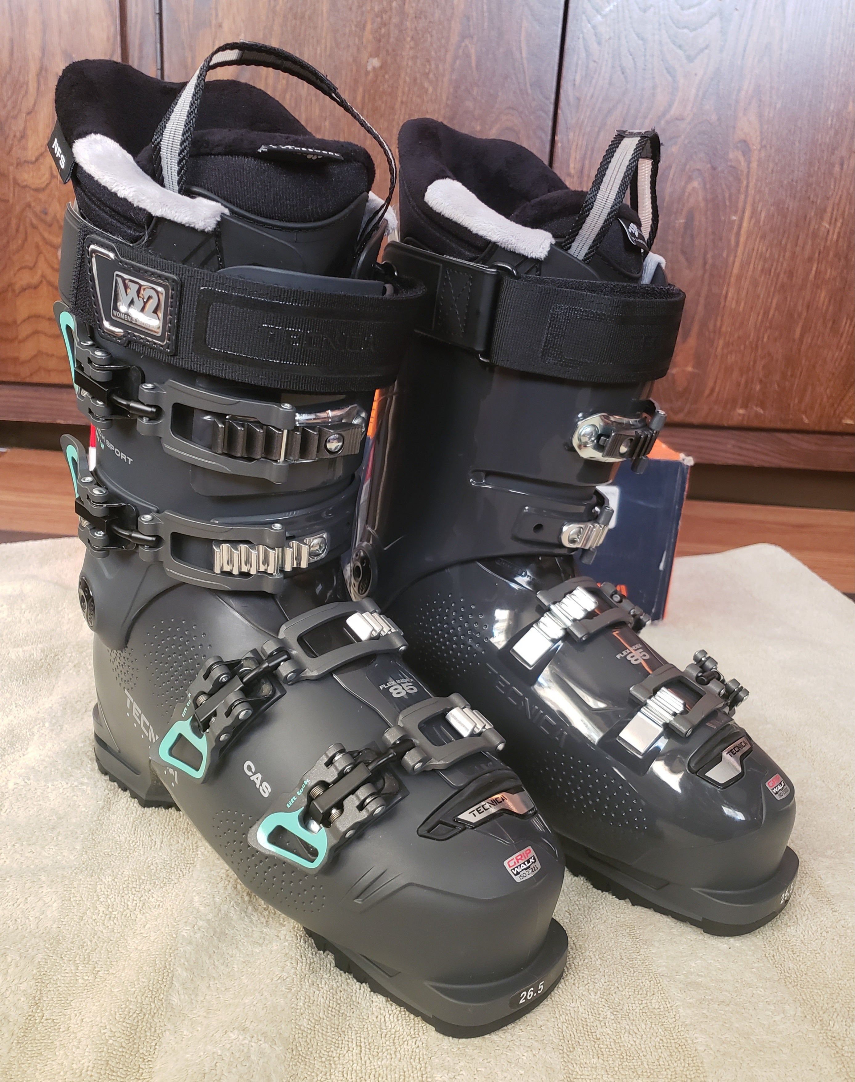 Used K2 ANTHEM LV 105 255 MP - M07.5 - W08.5 Women's Downhill Ski Boots  Women's Downhill Ski Boots