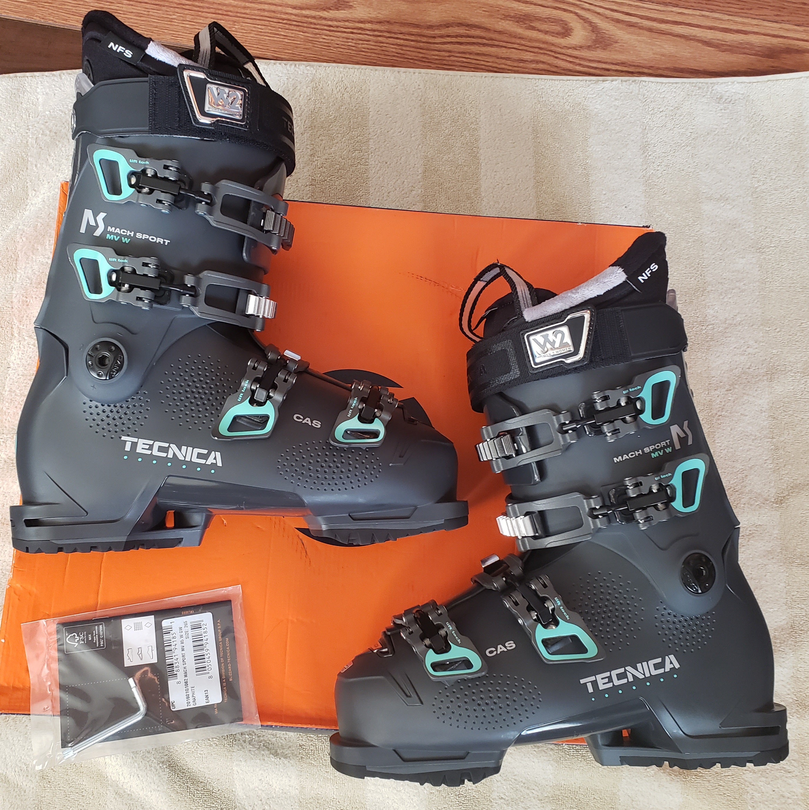 WOMEN 8.5/ 2023 TECNICA MACH SPORT MV 85 W Ski Boots GRIP WALK*NEW