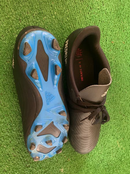 adidas gazelle silver green womens Adidas Predator Accuracy.4 Youth Firm Ground Cleats main image 1