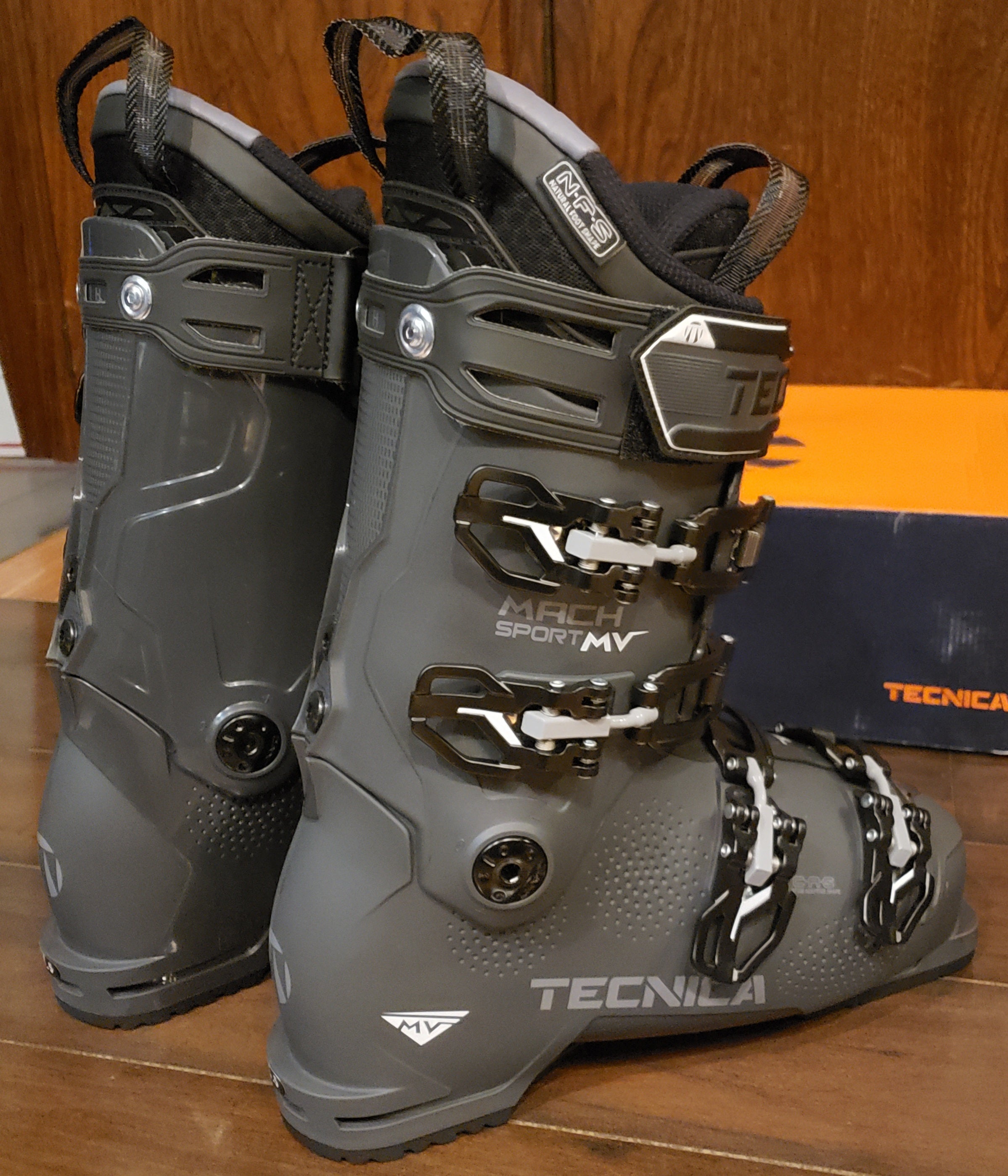 2023 TECNICA MACH SPORT 110 MV Ski Boots *NEW* MENS 8