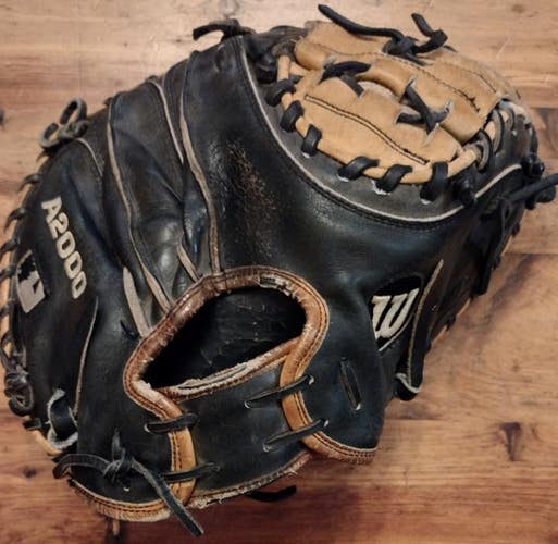 Wilson A2000 32.5" Pudge Catcher's Glove